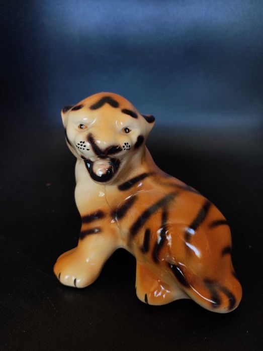 Порцеланови фигурки на животни