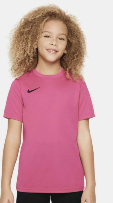 (L 147-158) NIKE оригинален сет за момиче 21€