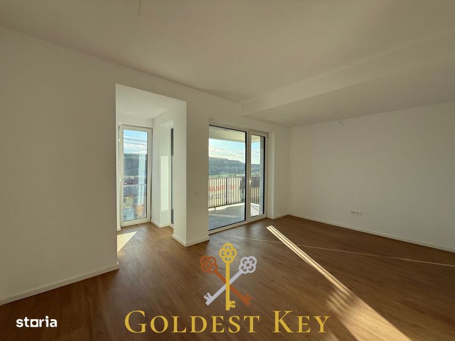 Apartament cu 3 camere, balcon si parcare exterioara. Bloc NOU
