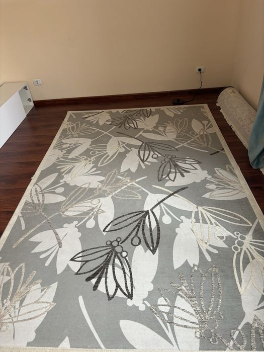 Продам ковер -10000т. 2*3м