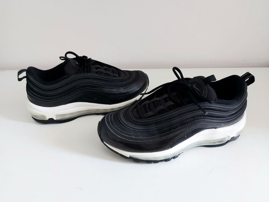 Нови Nike Air max 97 , 39 номер стелка 25см.Реално 38.5