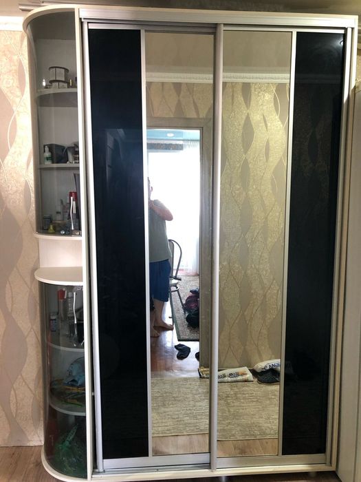 Продам шкаф прихожая
