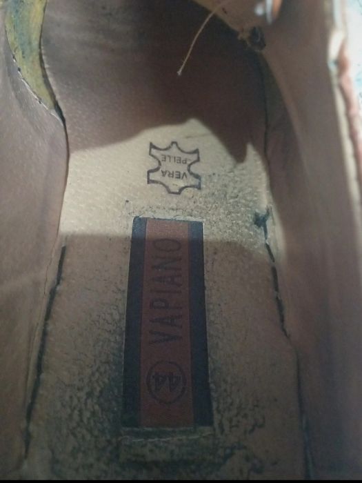 Pantofi barbati piele marca Vapiano marime 44 stare foarte buna