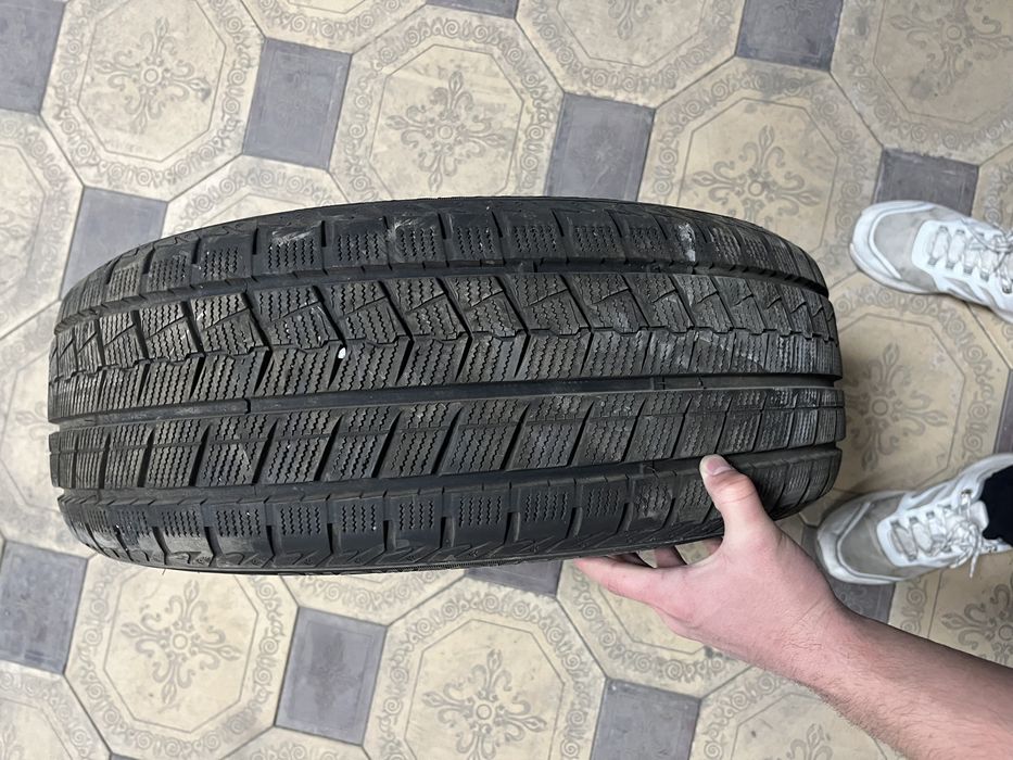 комплект зимних шин
