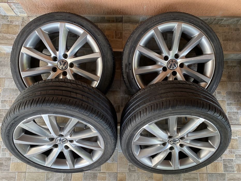 Jante R18 originale VW Anvelope 235/40 Vara