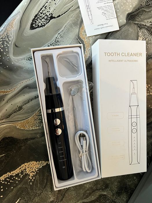 Уред за почистване на зъби с ултразвук