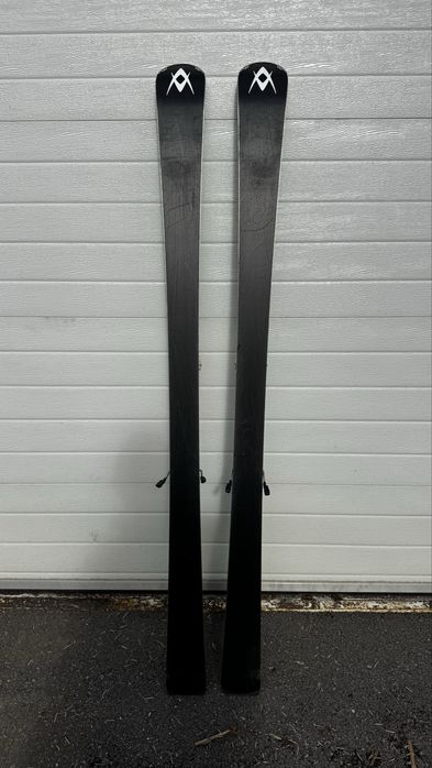 Schiuri VOLKL Code UVO 167 cm
