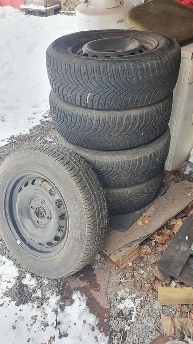 Гуми с джанти Seat Ibiza 98год.