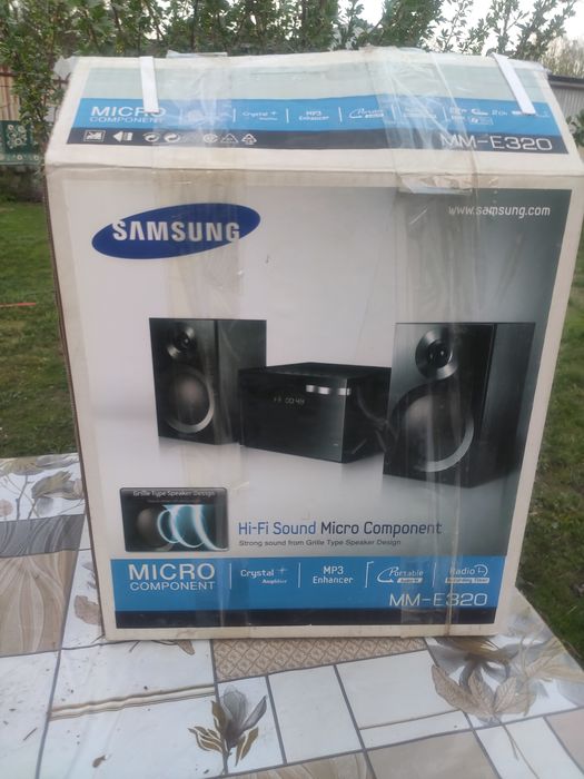 Музыкальный центр Samsung MM-E320
