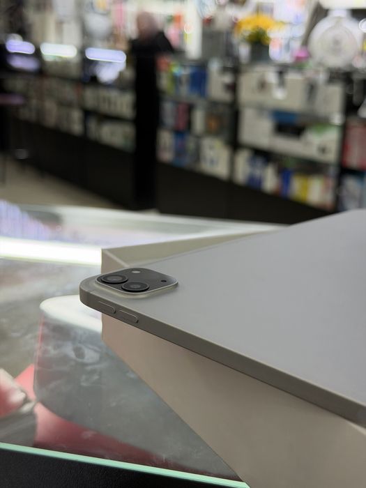 iPad pro 12.9 M1 128gb 89% sim