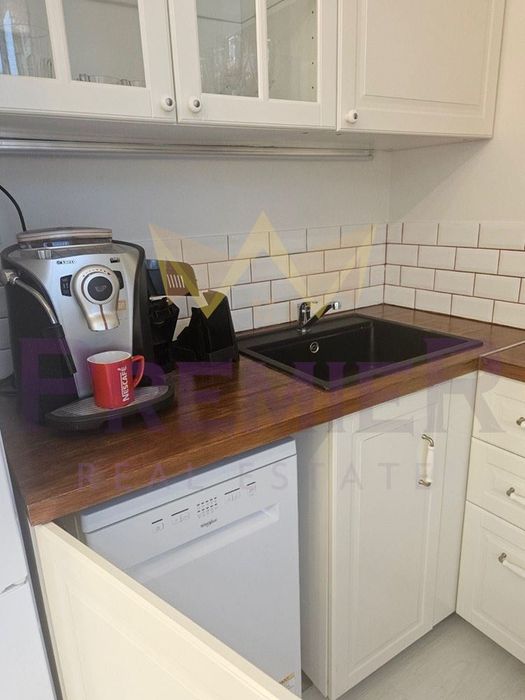 Дава се под наем Тристаен апартамент в Варна, Център - 100 кв.м за 1600 € - Снимка #1