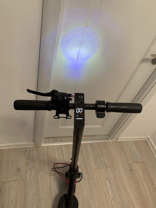 Trotinetă electrică iScooter i9 30km/h roți pline