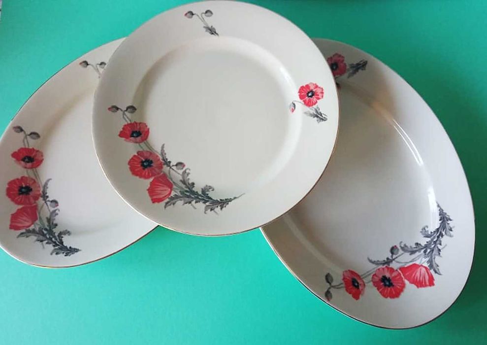 Три големи плата с макове * Чешки порцелан