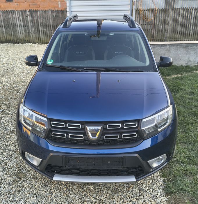 Dacia Sandero Stepway 0898 Celebration