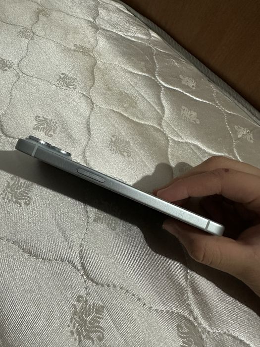 Iphone 15 128gb в новом состояний