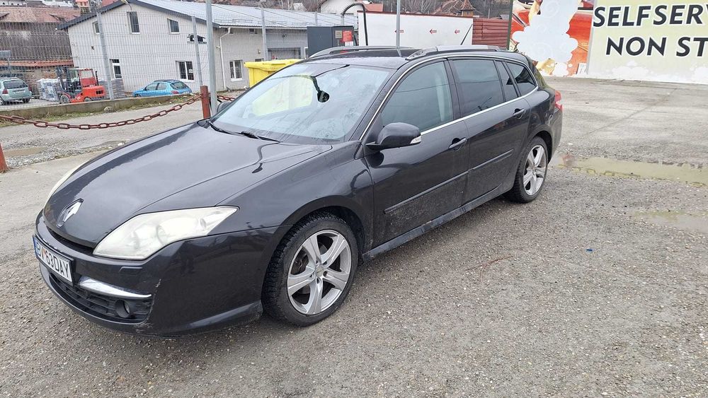 Renault Laguna 3 . Anul 2008.
