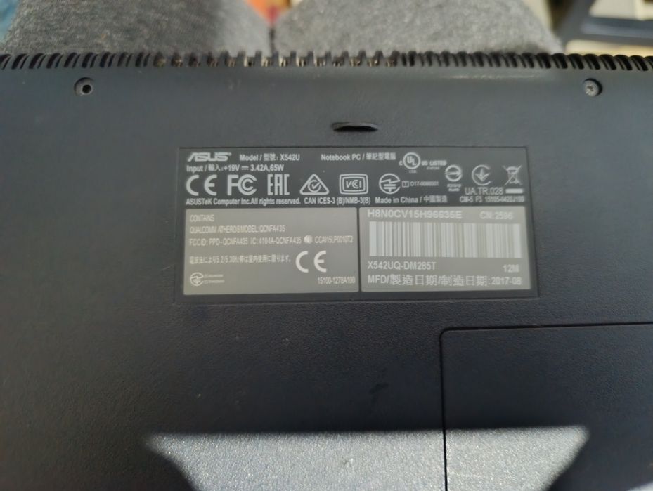 Ноутбук Asus x542u