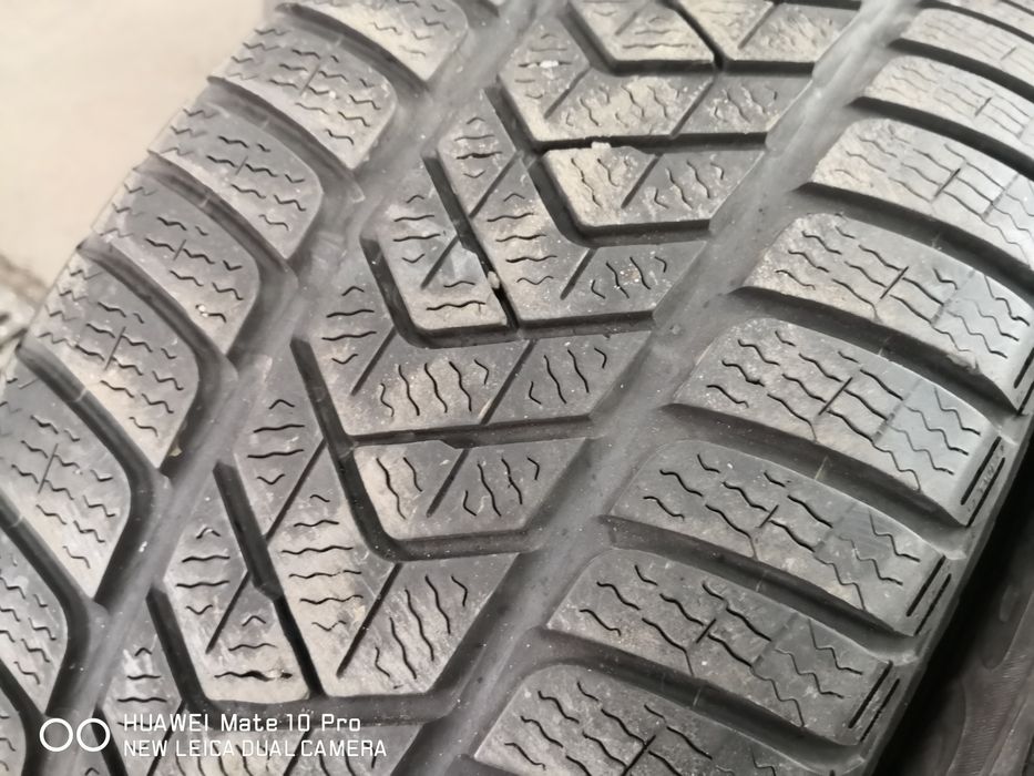 245 40 18 цола гуми  Pirelli dot 21