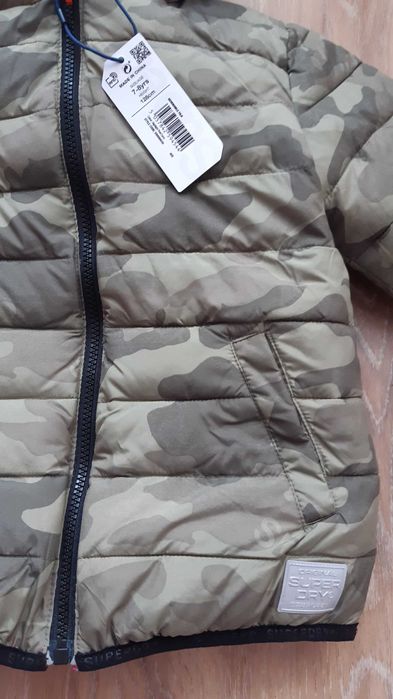 SUPERDRY -128см ново с две лица яке