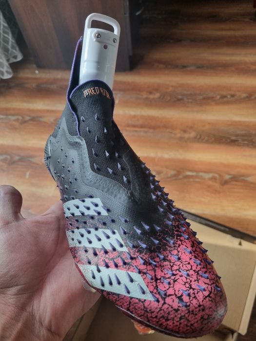 Продам Adidas Predator Freak