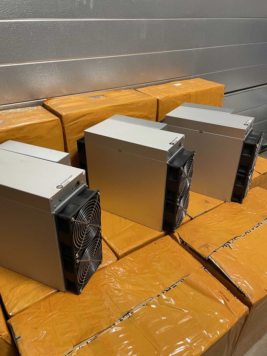 Bitmain Antminer S21e Hydro 332Th, 5644W Биткойн Майнър