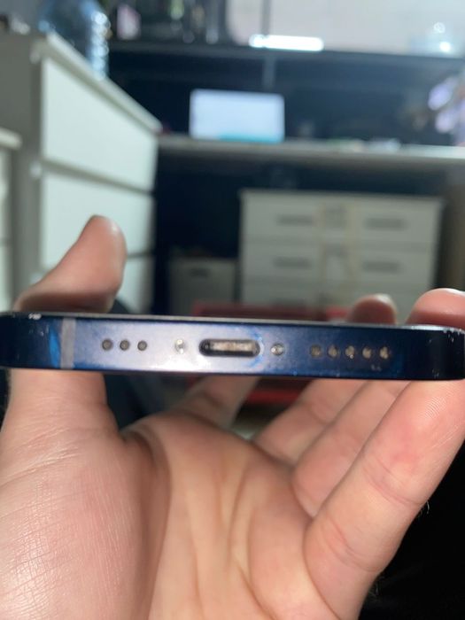 Продам или обмен Iphone 12