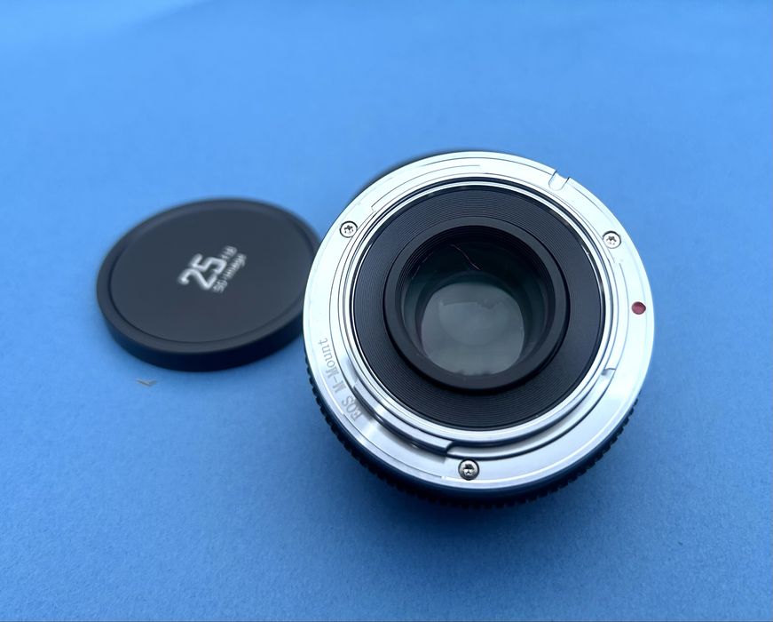 Obiectiv APS C 25mm f1.8 pentru  Canon M montura