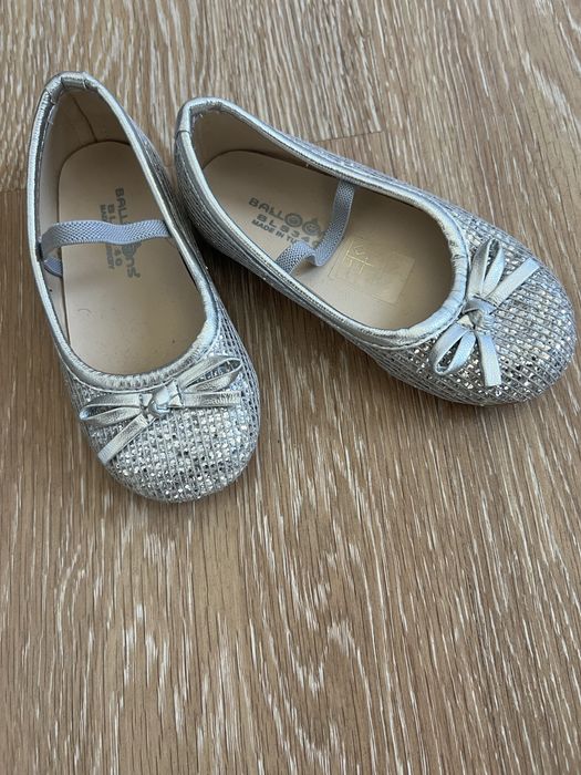 Туфли на девочку