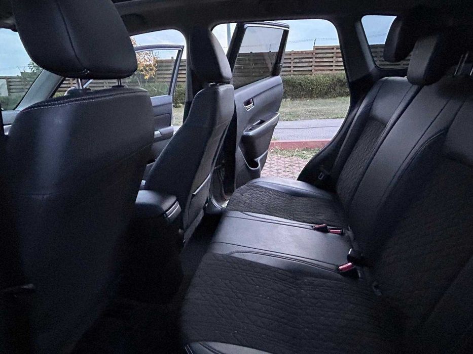 vând SUZUKI VITARA – TIP LY EDIS 1.4 GLX LUXUS, benzină, cutie manuala, tracțiune integrală AllGrip (4x4), echipare (full option)