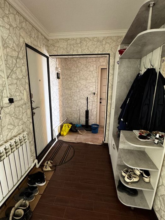 Үй сатылады 3 мкрдан