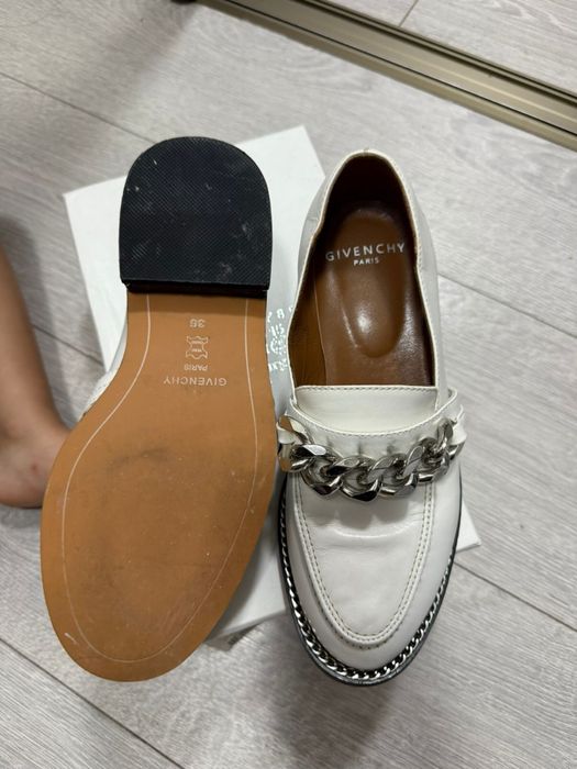 Продам лоферы Givenchy