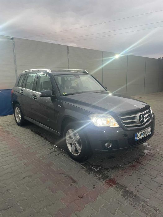 Vând Mercedes glk220