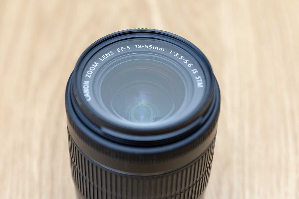 Canon EOS 70D, два обектива и светкавица