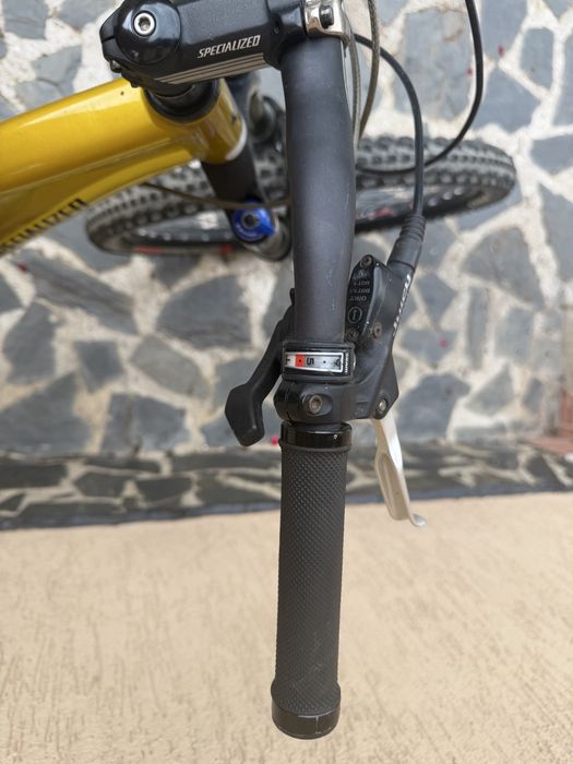 Bicicletă Specialized Full Suspension Marimea M / 26”