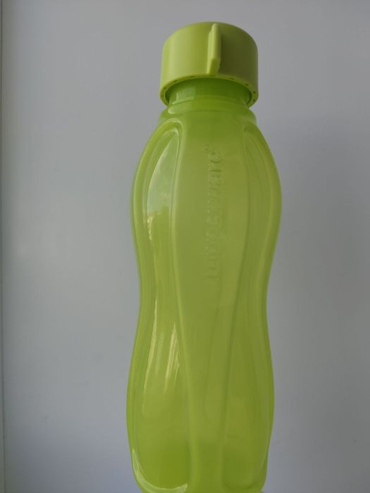 Tupperware бутылочка