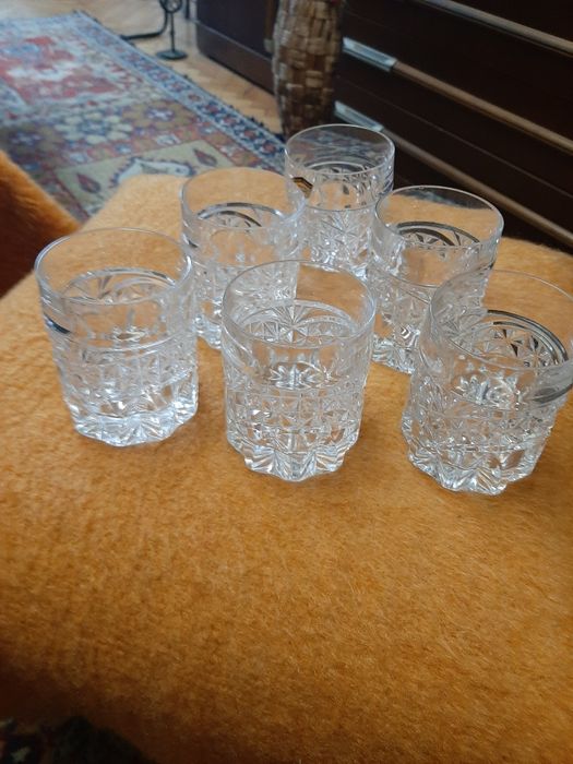 Чаши  от оловен  кристал за  алкохол  или интериорен дизайн 6броя