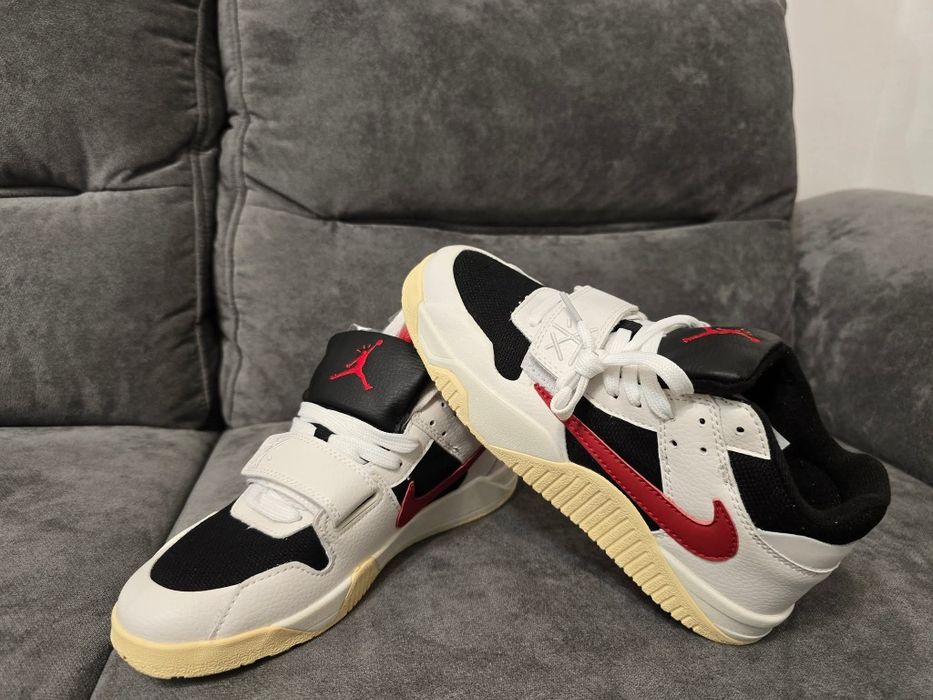 Jordan Travis Scott nr 37 38 39 preț 400 lei