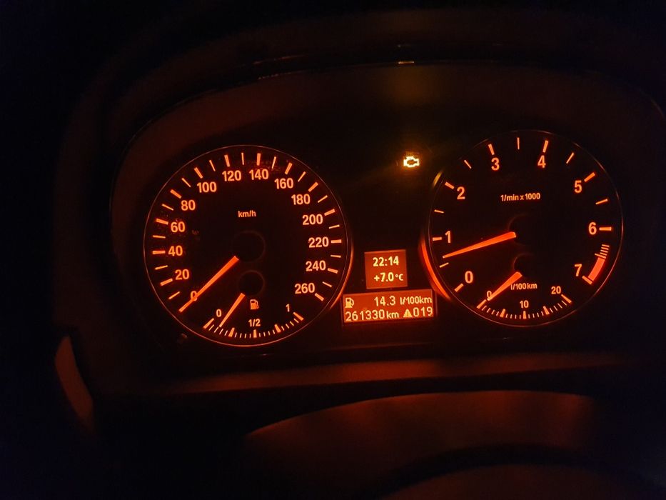 Bmw e90 320i navi mare an 2006 fiscal