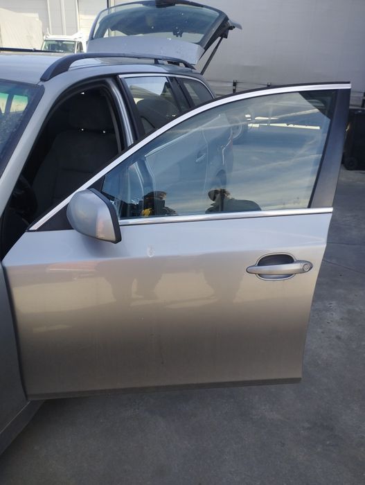 Ușa stânga dreapta BMW e61