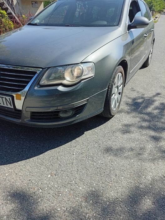 Vând Volkswagen passat B6,2.0 tdi.