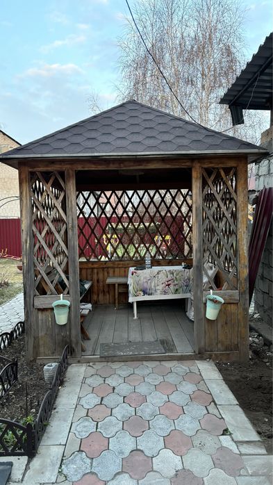 Беседка из дерева