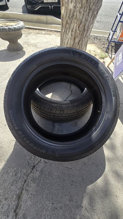 275/50/R22 Michelin