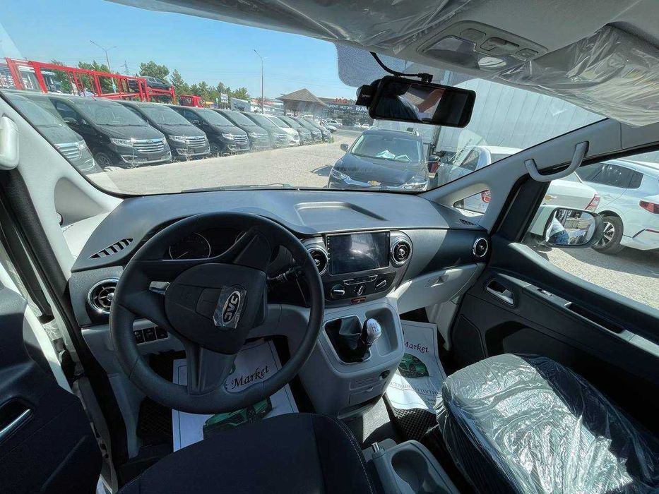 JAC M3 hamyonbob va pul topuvchi miniven