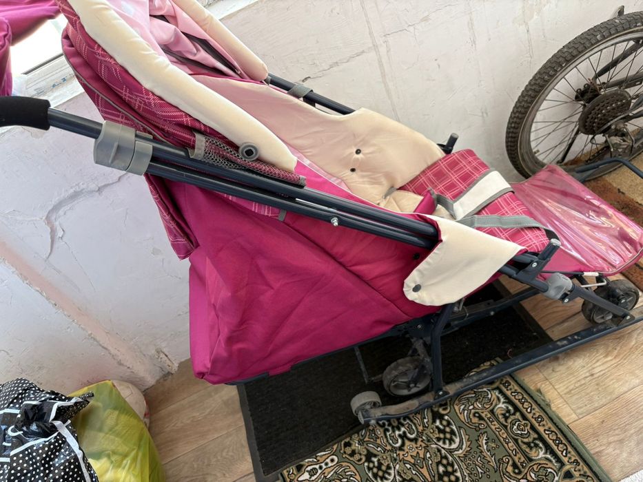 Продам санки в хорошем состояний
