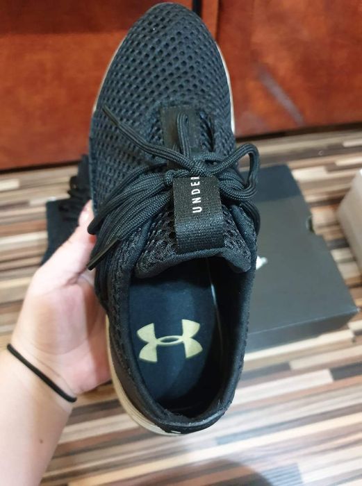 Adidași under armour mărimea 38,5
