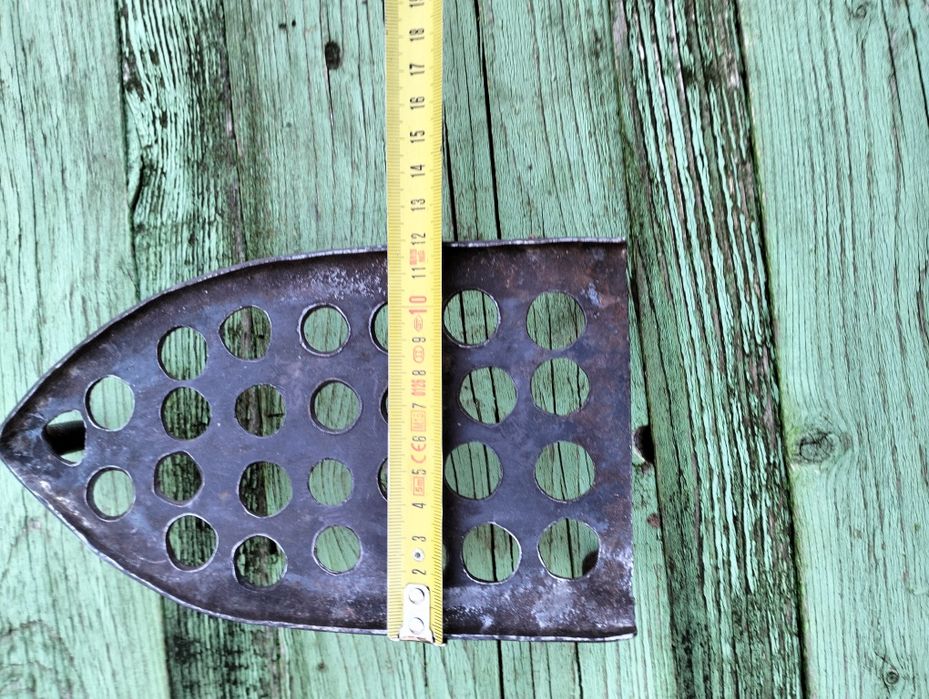 Желязна поставка за ютия