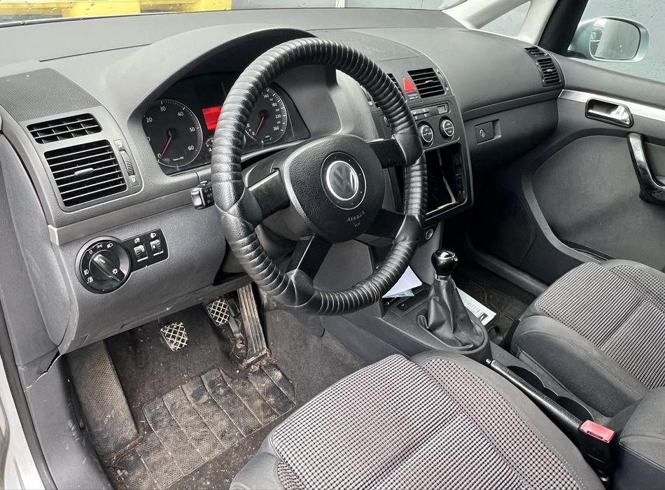 VW Touran 2.0Tdi BKD