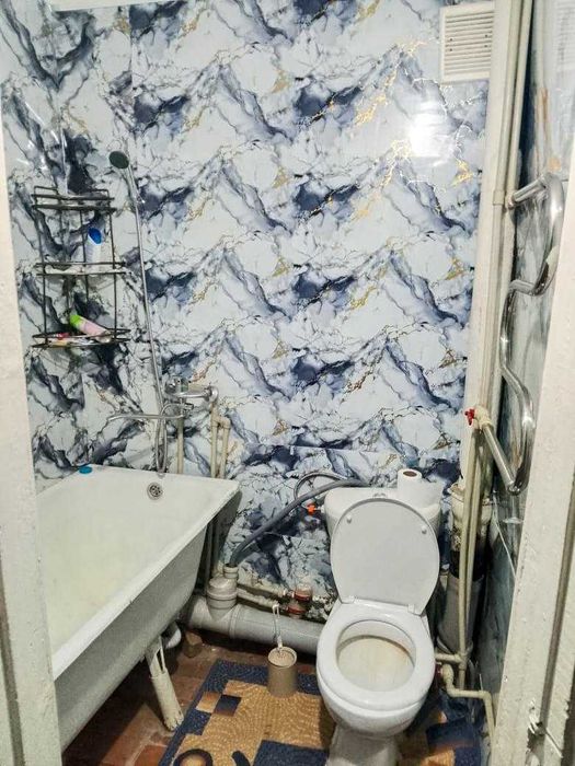 1ком 9ая площь, Айгерим К Империя