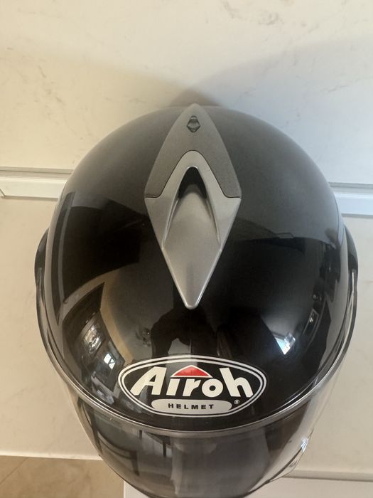Каска за мотор Airoh + ръкавици