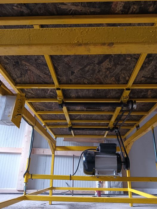 Masă vibrantă de vânzare